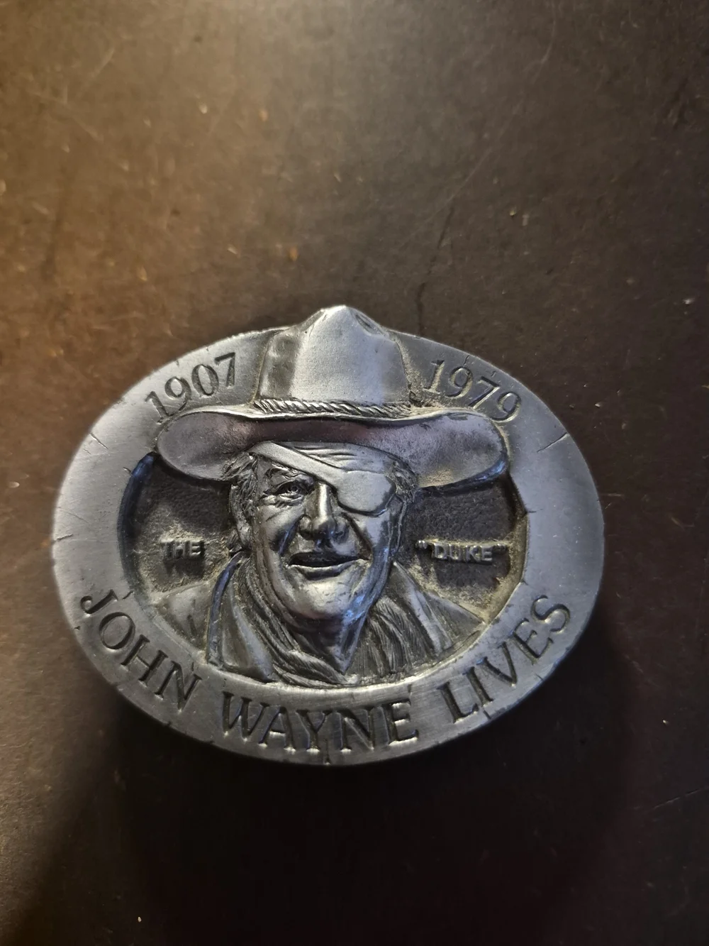 Vintage 1979 John Wayne Lives The Duke Commemorative Pewter Belt Buckle 1119